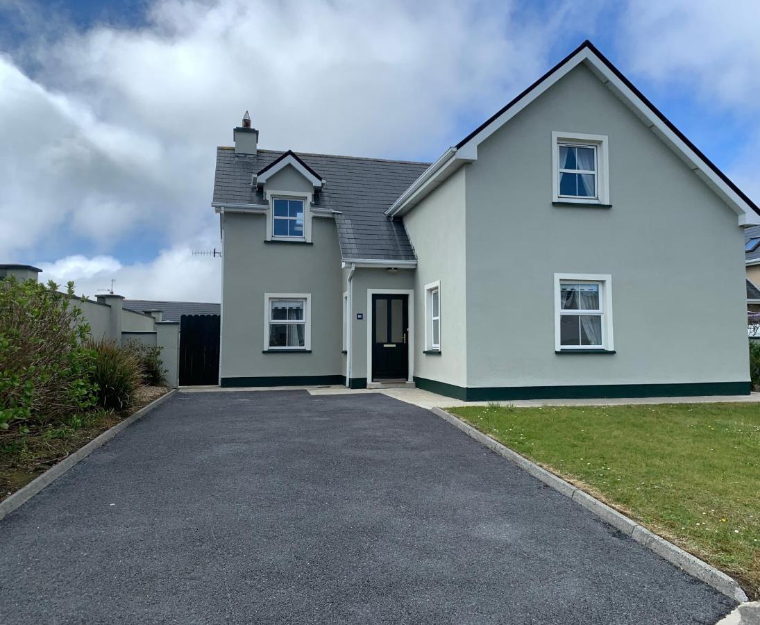 Seascape On The Edge Of Town: 4 Beds All Ensuite. Belmullet Exterior foto