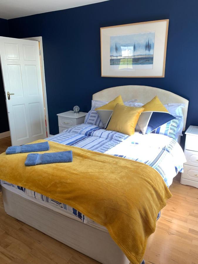 Seascape On The Edge Of Town: 4 Beds All Ensuite. Belmullet Exterior foto