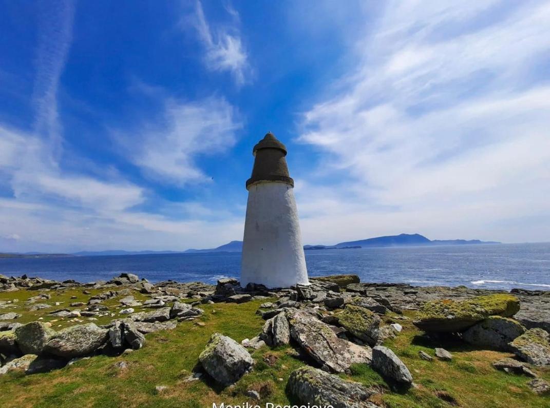 Seascape On The Edge Of Town: 4 Beds All Ensuite. Belmullet Exterior foto